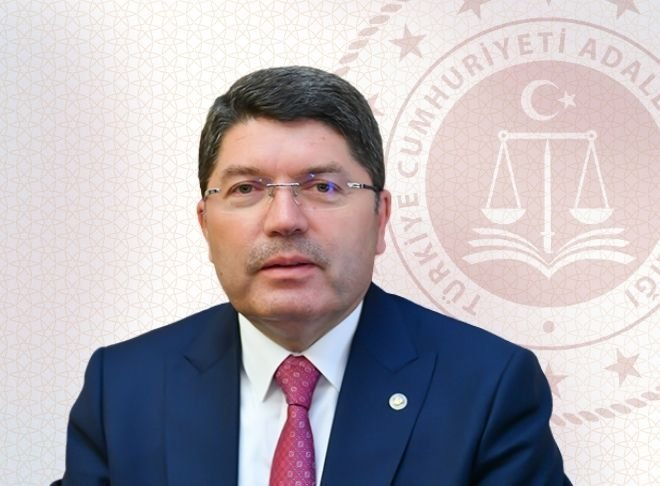 Bekir Bozdağ